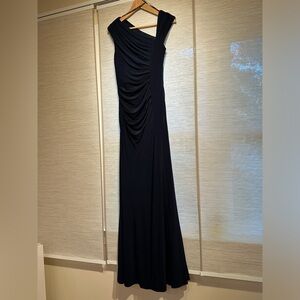 *excellent condition” Vera Wang Dress Navy One Shoulder Runched Figure